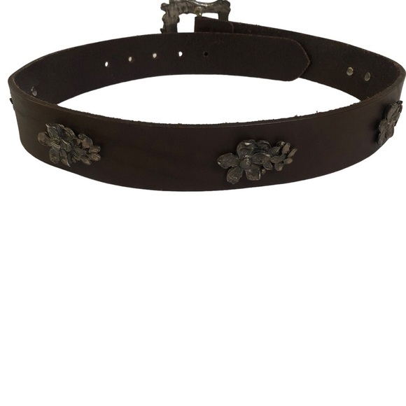Women’s Dark Brown Leather Belt Flower Buckle Size Medium - Picture 6 of 13